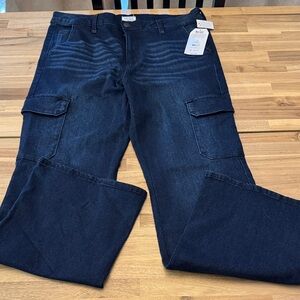 NWT! Time and Tru Women’s High Rise Flare Jeans - Size 14